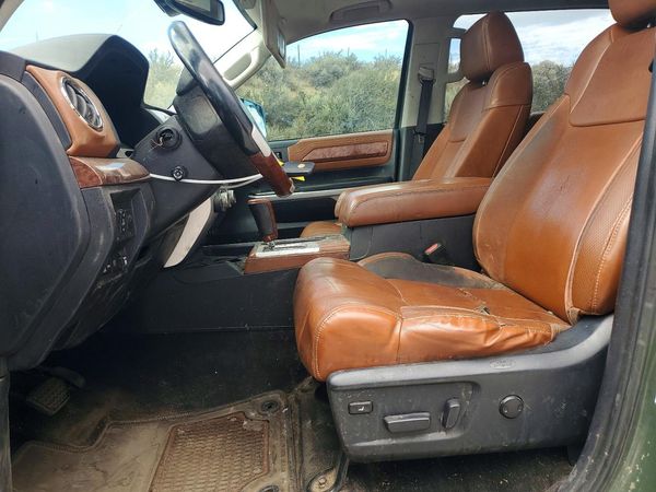 2021 TOYOTA TUNDRA Platinum grade — DENT
