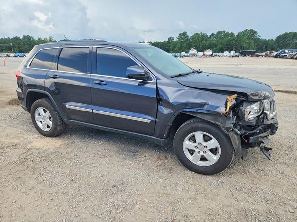 2013 JEEP CHEROKEE Laredo