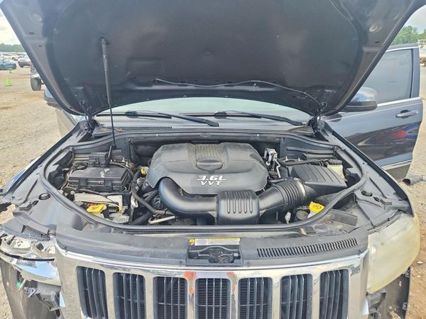 2013 JEEP CHEROKEE Laredo