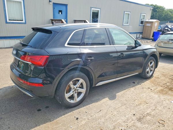 2022 AUDI Q5 quattro Premium