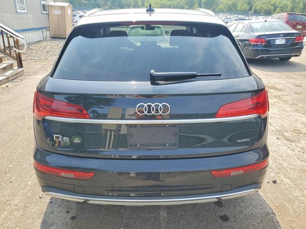 2022 AUDI Q5 quattro Premium