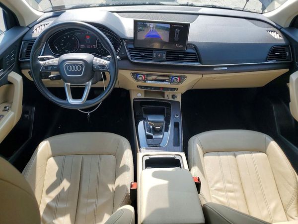 2022 AUDI Q5 quattro Premium