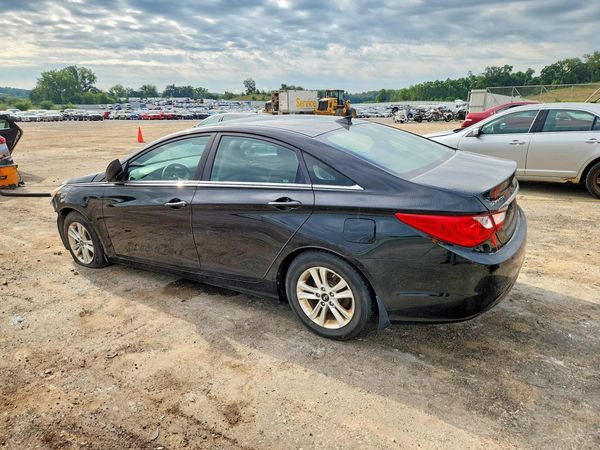 2012 HYUNDAI SONATA