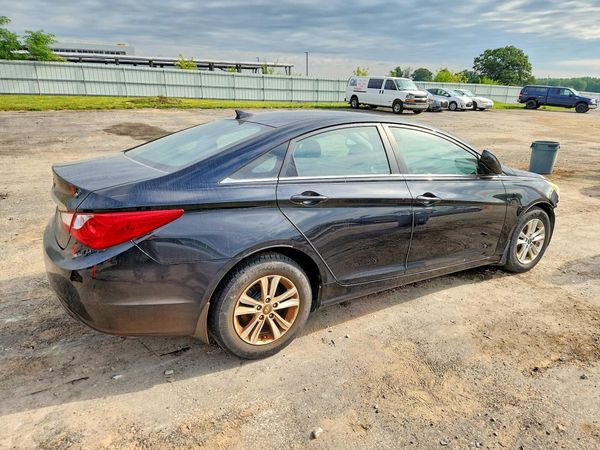2012 HYUNDAI SONATA