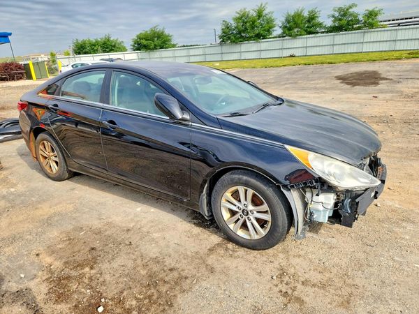 2012 HYUNDAI SONATA