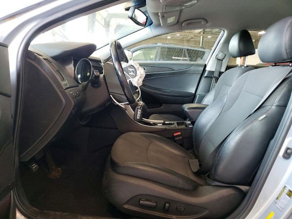 2013 HYUNDAI SONATA