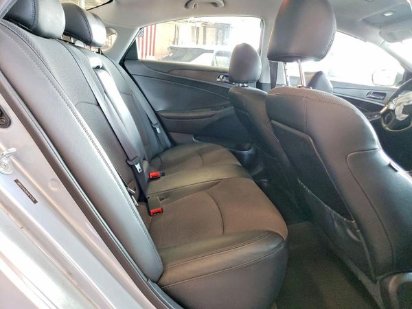 2013 HYUNDAI SONATA