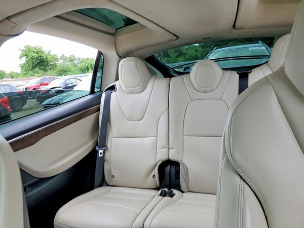 2017 TESLA MODEL X