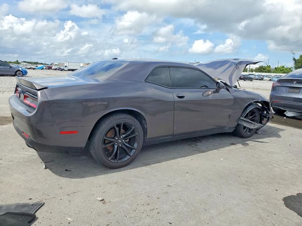 2021 DODGE CHALLENGER SXT