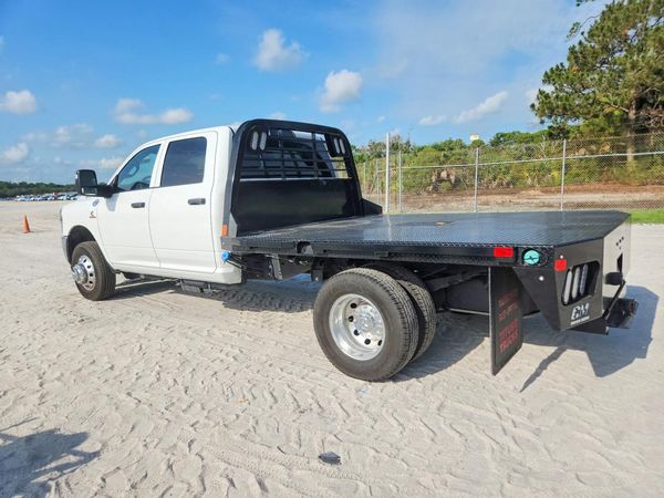 2025 RAM 3500 CREW CAB CHASSIS 4X4