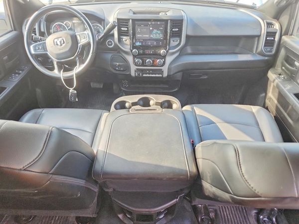 2025 RAM 3500 CREW CAB CHASSIS 4X4