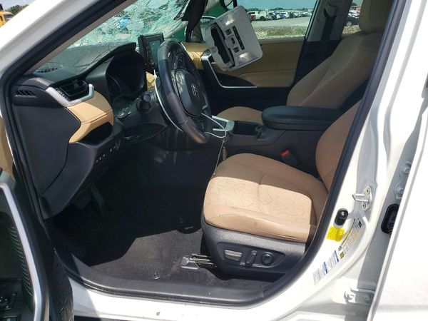 2022 TOYOTA RAV4