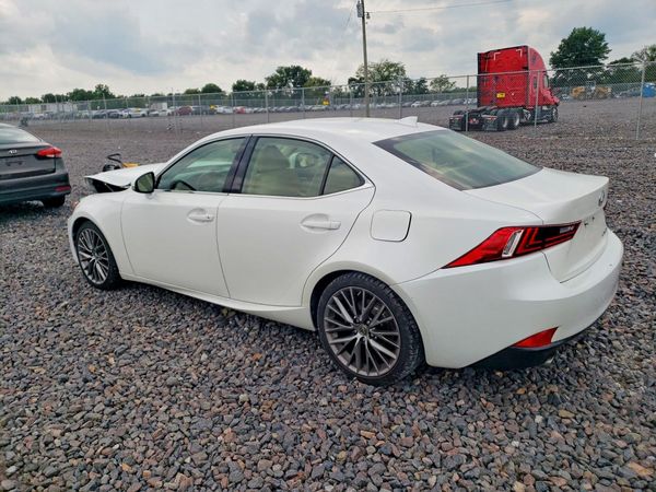 2015 LEXUS IS 250