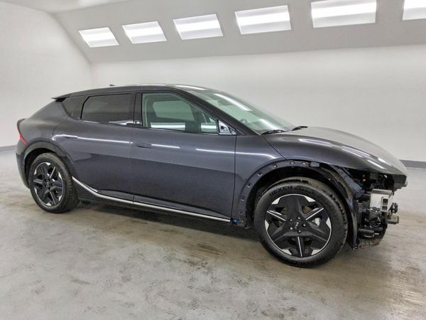 2025 KIA EV6 — Passenger 3/4