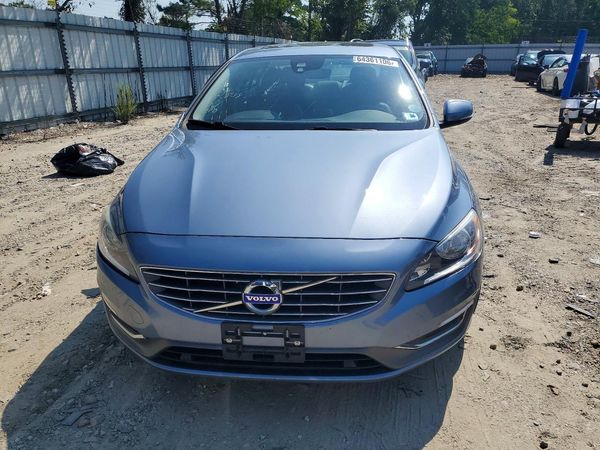 2018 VOLVO S60 Premier