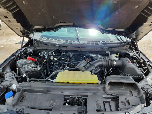 2025 FORD F150