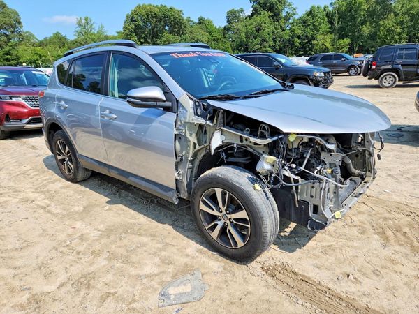 2017 TOYOTA RAV4 XLE