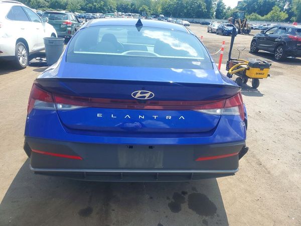 2025 HYUNDAI ELANTRA