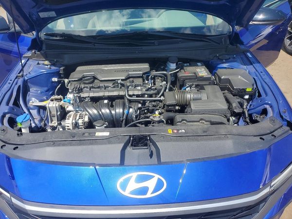 2025 HYUNDAI ELANTRA