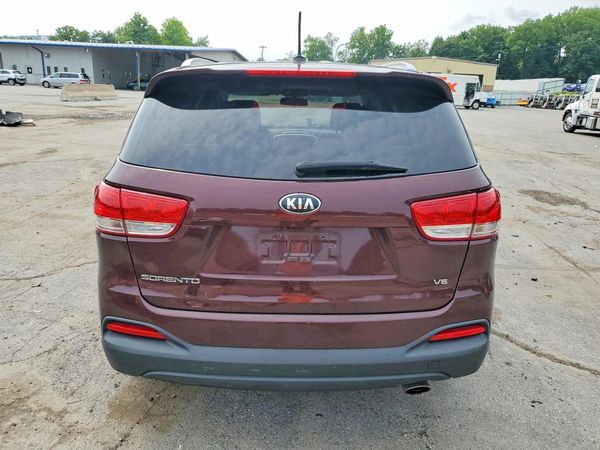 2017 KIA SORENTO L, LX