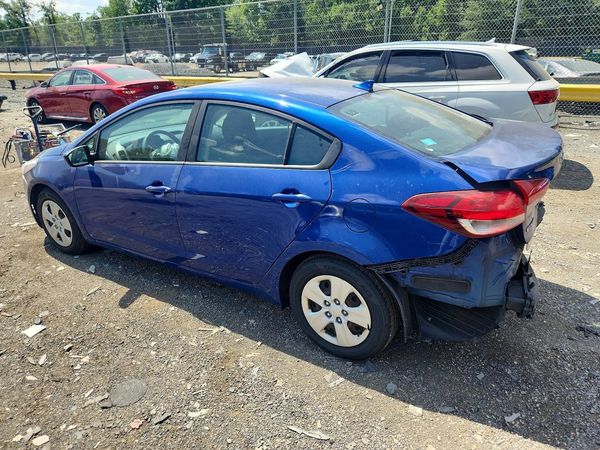 2017 KIA FORTE LX Base