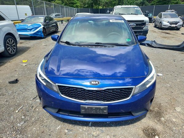 2017 KIA FORTE LX Base