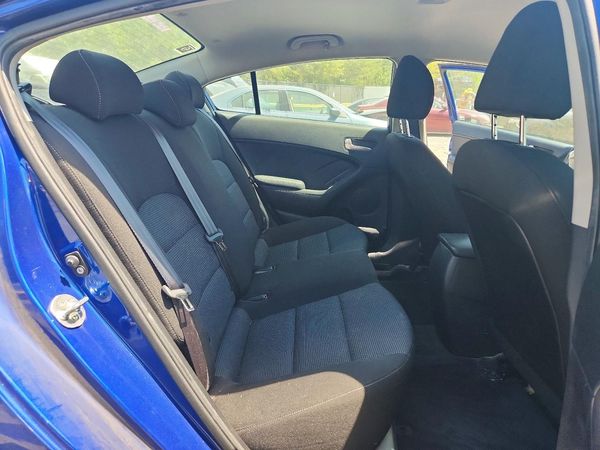 2017 KIA FORTE LX Base
