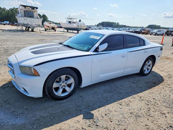 2013 DODGE CHARGER SE