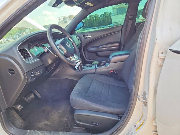 2013 DODGE CHARGER SE