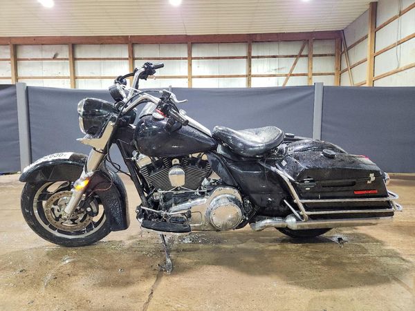 2012 HARLEY-DAVIDSON FLHP