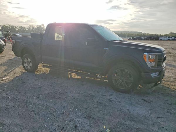 2021 FORD F150 — Passenger 3/4