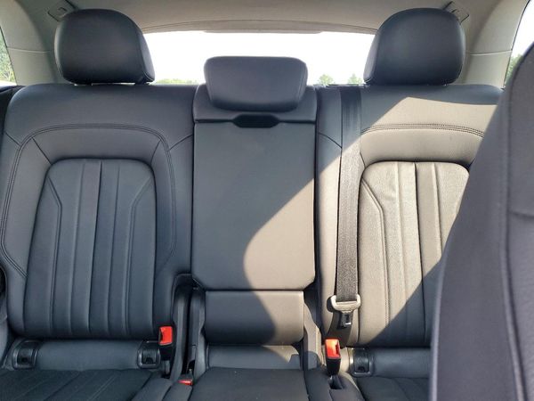 2018 AUDI Q5 quattro Premium Plus