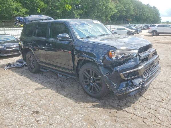 2020 TOYOTA 4RUNNER Base Grade