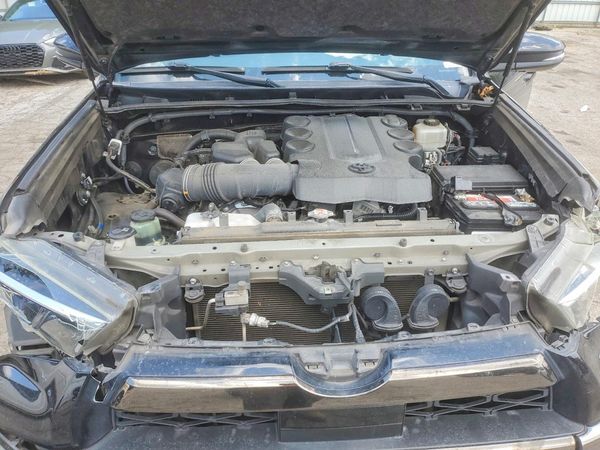 2020 TOYOTA 4RUNNER Base Grade