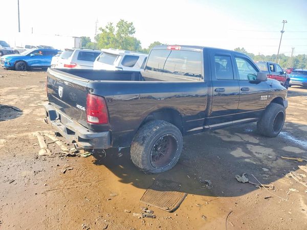 2014 RAM 1500 ST