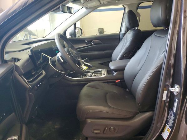 2026 KIA CARNIVAL HYBRID SX, SX Prestige — DENT