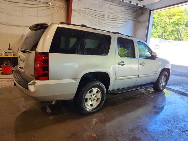 2012 CHEVROLET SUBURBAN LS