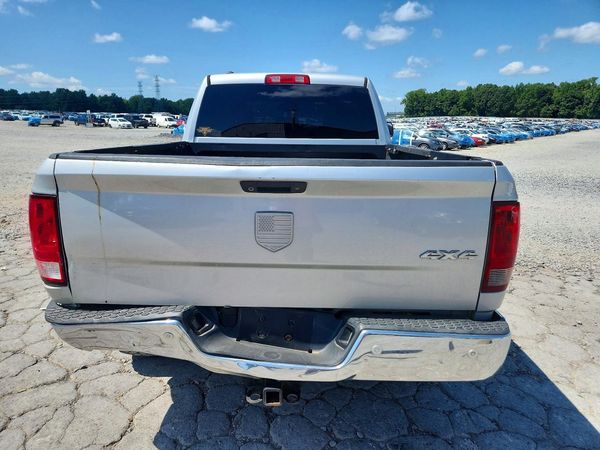 2016 RAM 1500 ST QUAD CAB 4X4