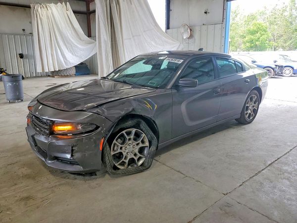 2015 DODGE CHARGER SXT — Front 3/4
