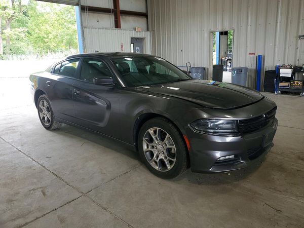 2015 DODGE CHARGER SXT — Passenger 3/4