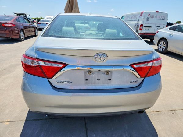 2015 TOYOTA CAMRY