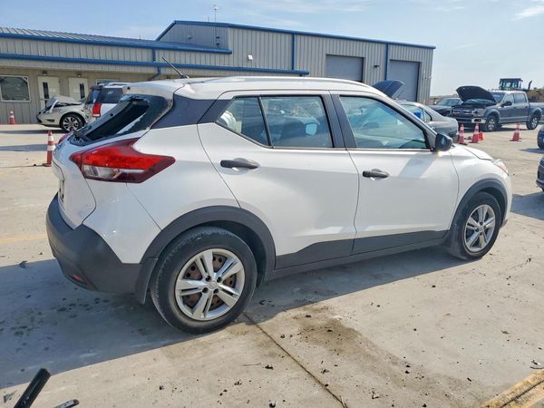 2018 NISSAN KICKS