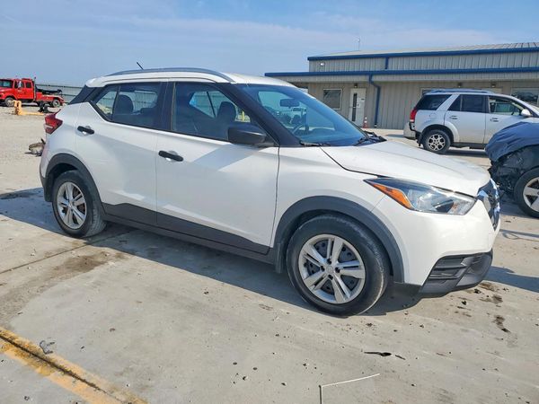 2018 NISSAN KICKS