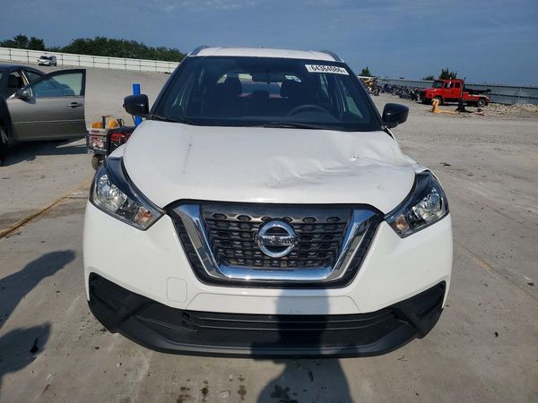 2018 NISSAN KICKS
