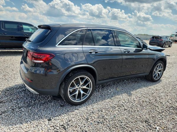 2021 MERCEDES-BENZ GLC GLC300-4M