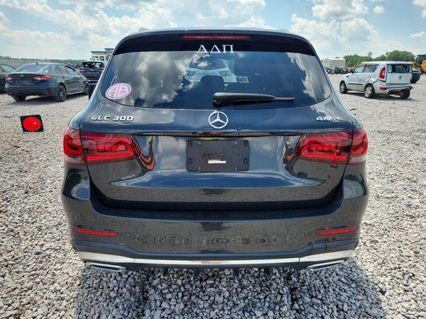 2021 MERCEDES-BENZ GLC GLC300-4M