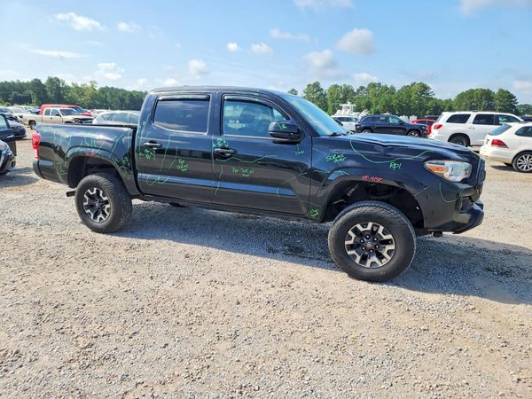 2017 TOYOTA TACOMA SR/SR5