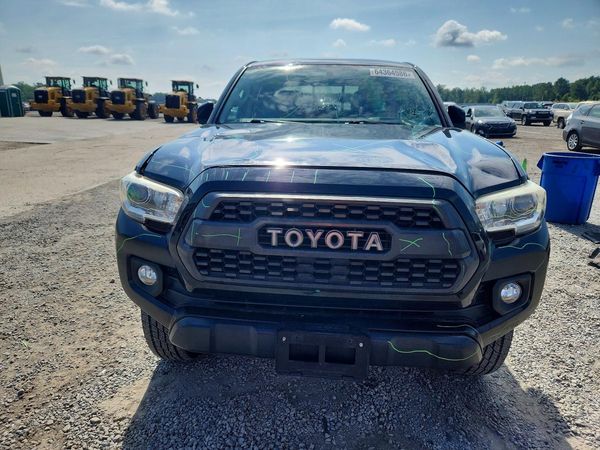 2017 TOYOTA TACOMA SR/SR5