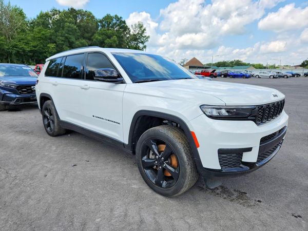 2023 JEEP GRAND CHEROKEE Laredo, Altitude
