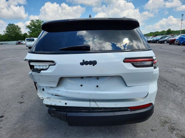 2023 JEEP GRAND CHEROKEE Laredo, Altitude